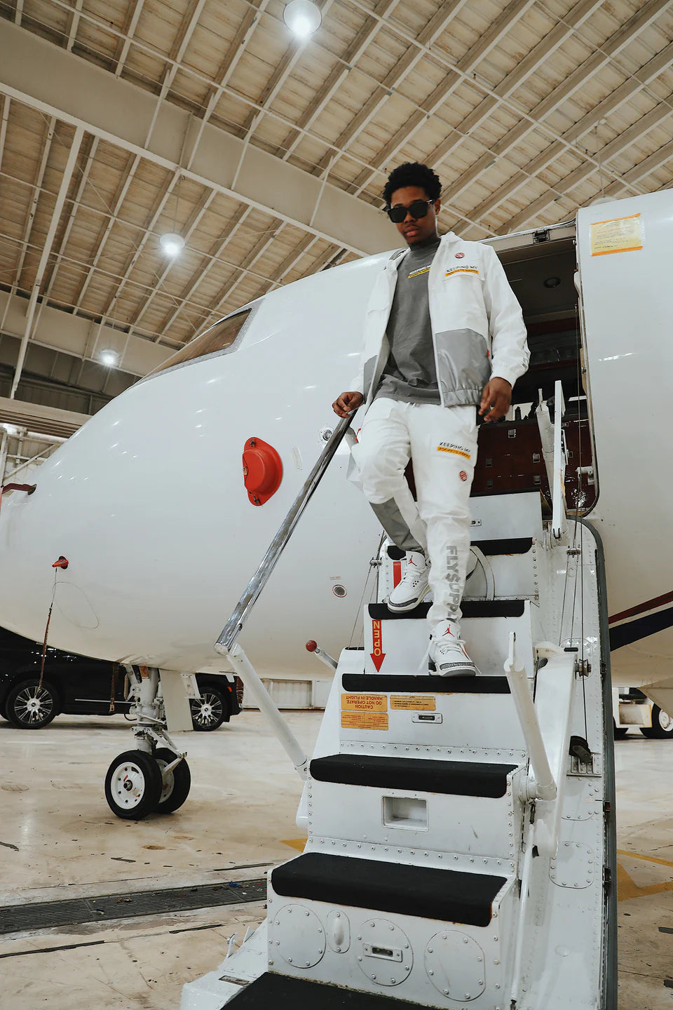 Fly Supply {HAPPY POCKETS WINDBREAKER ZIP-UP JACKET} (WHITE)