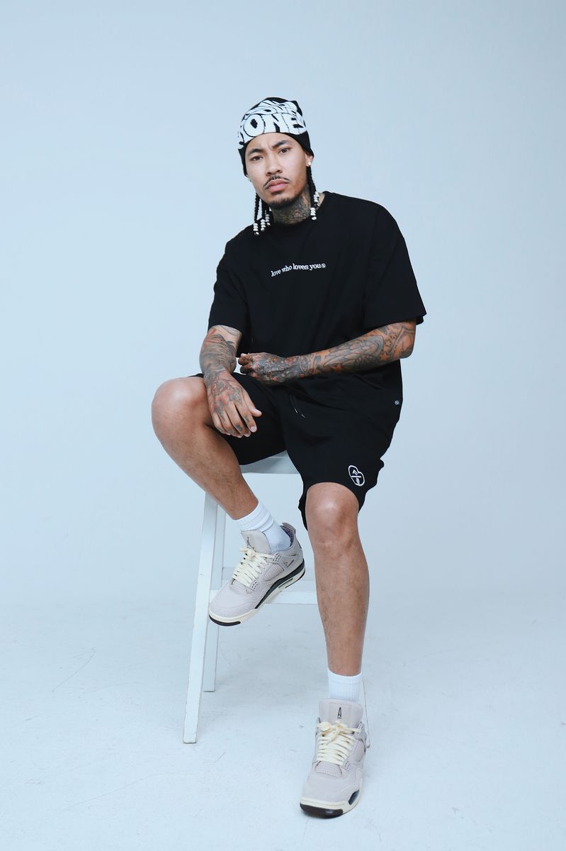 Fly Supply {LOVE WHO LOVES YOU} (BLACK - OVERSIZE SHIRT)