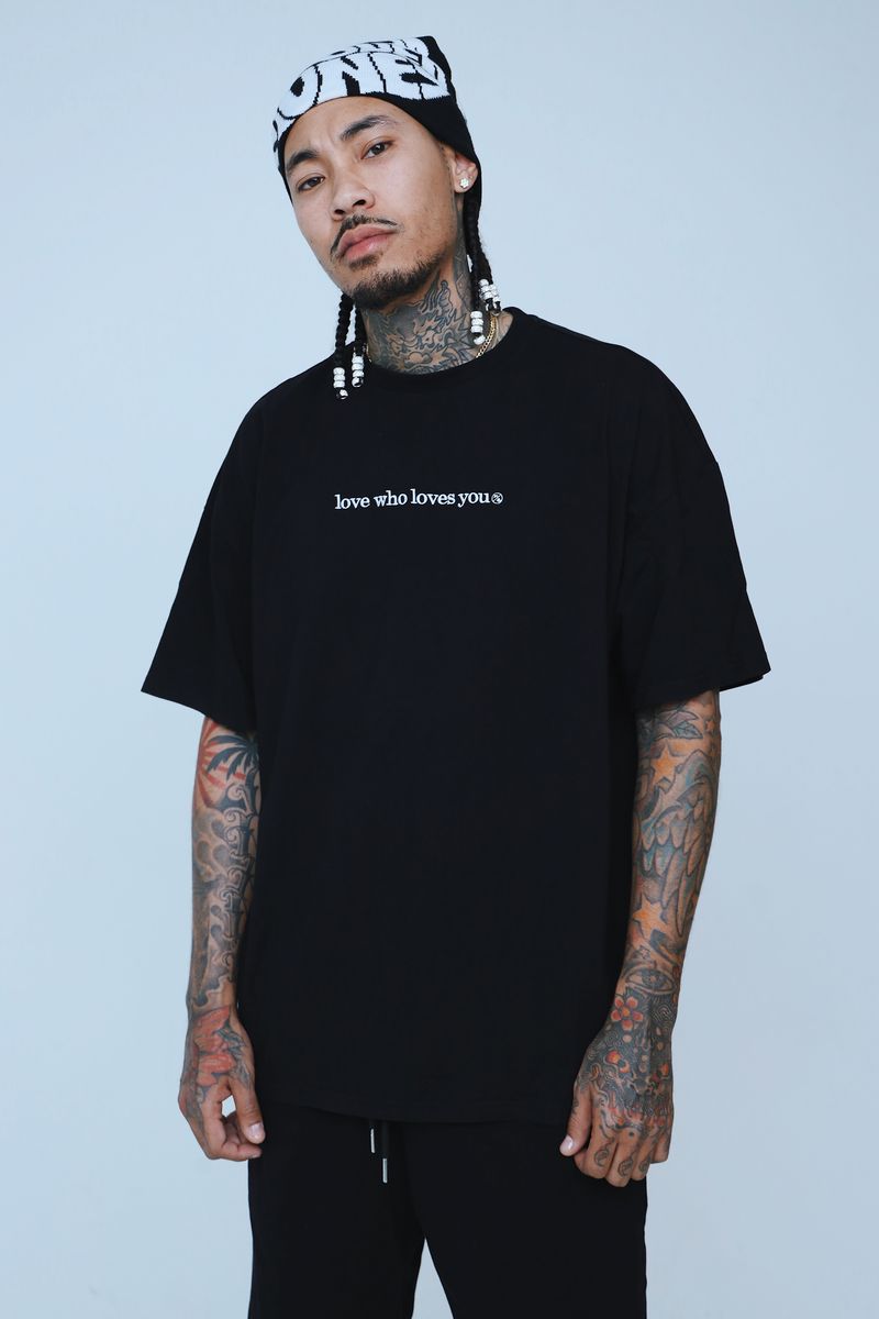 Fly Supply {LOVE WHO LOVES YOU} (BLACK - OVERSIZE SHIRT)
