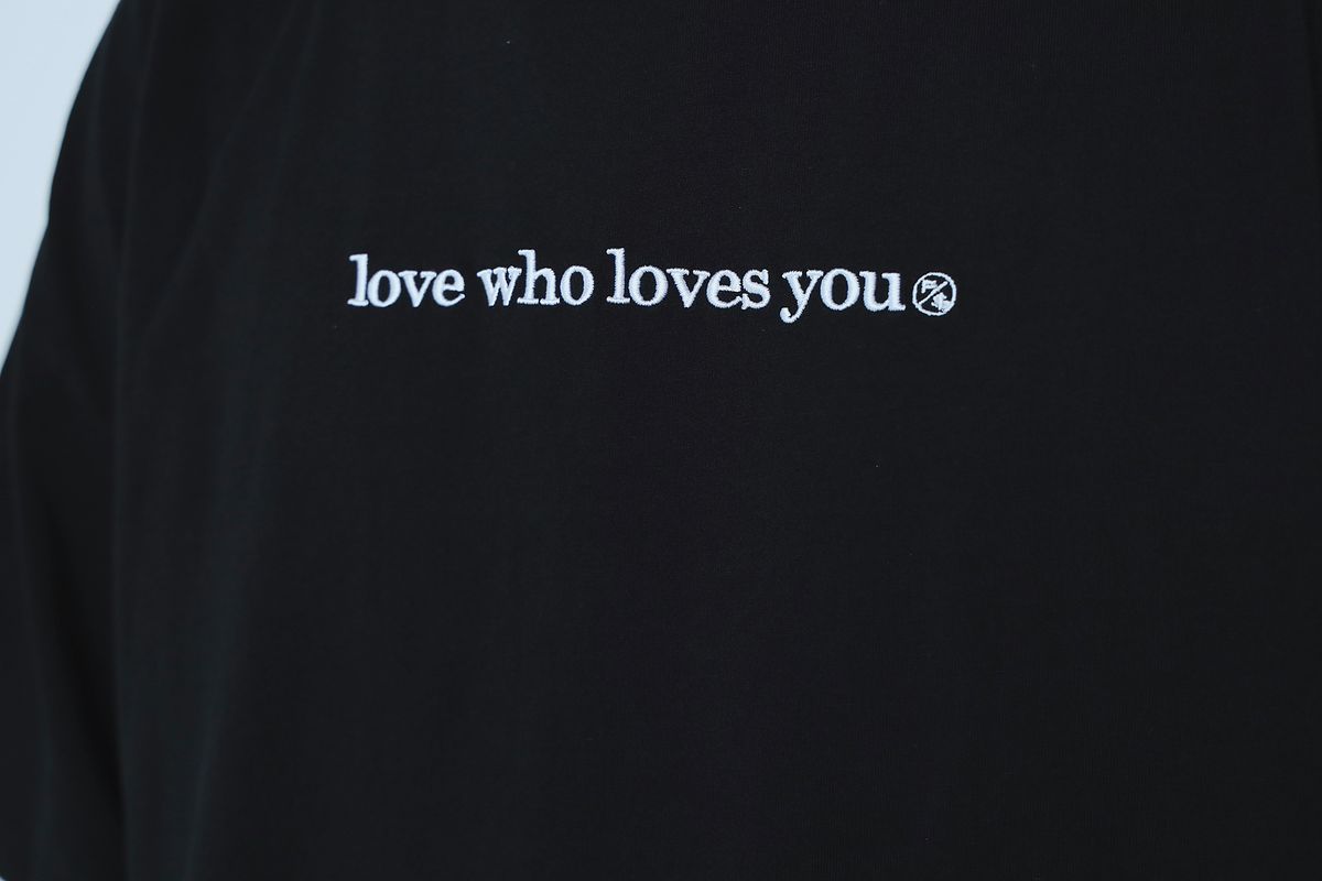 Fly Supply {LOVE WHO LOVES YOU} (BLACK - OVERSIZE SHIRT)