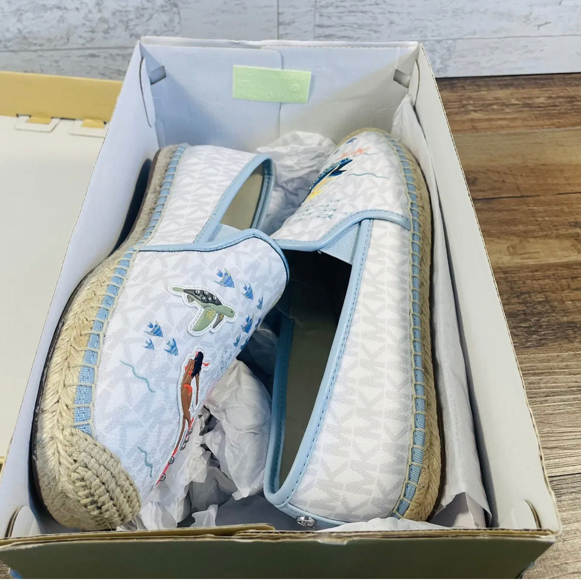 Michael Kors (Hastings Espadrille Flats Slip on Beach MK’s)sz 9.5M