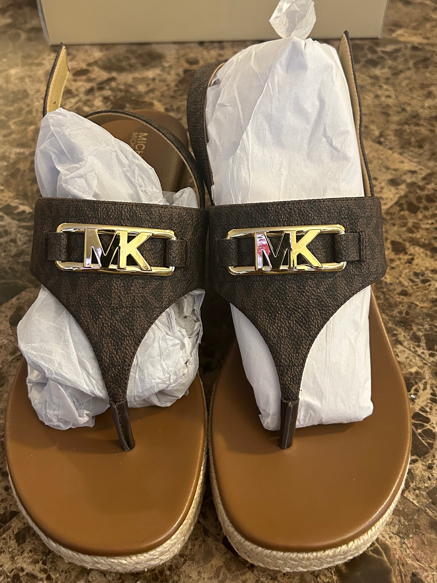 Michael Kors (Camila Wedge Sandle) sz 9M