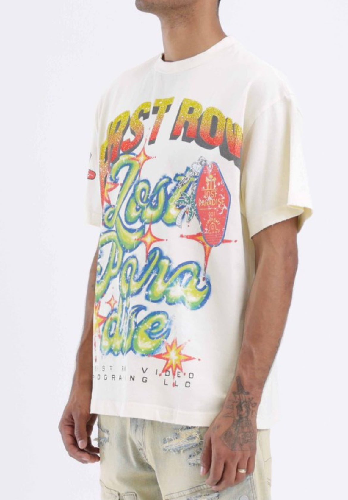 First Row (LOST PARADISE GRAPHIC TEE)