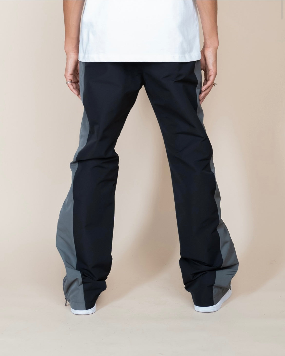 EPTM NANDO FLARE PANTS [BLACK]