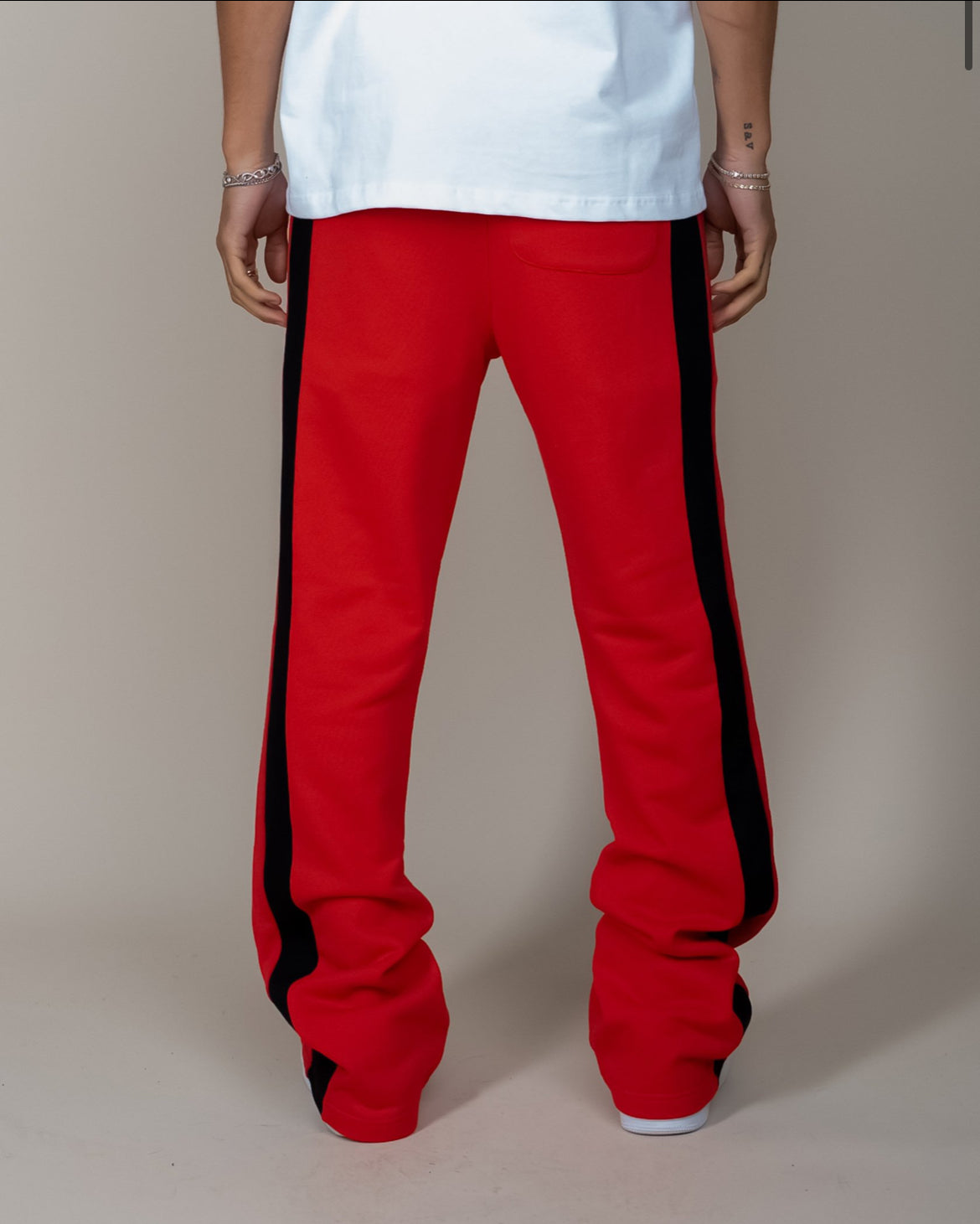 EPTM (Berry Flare Pants)