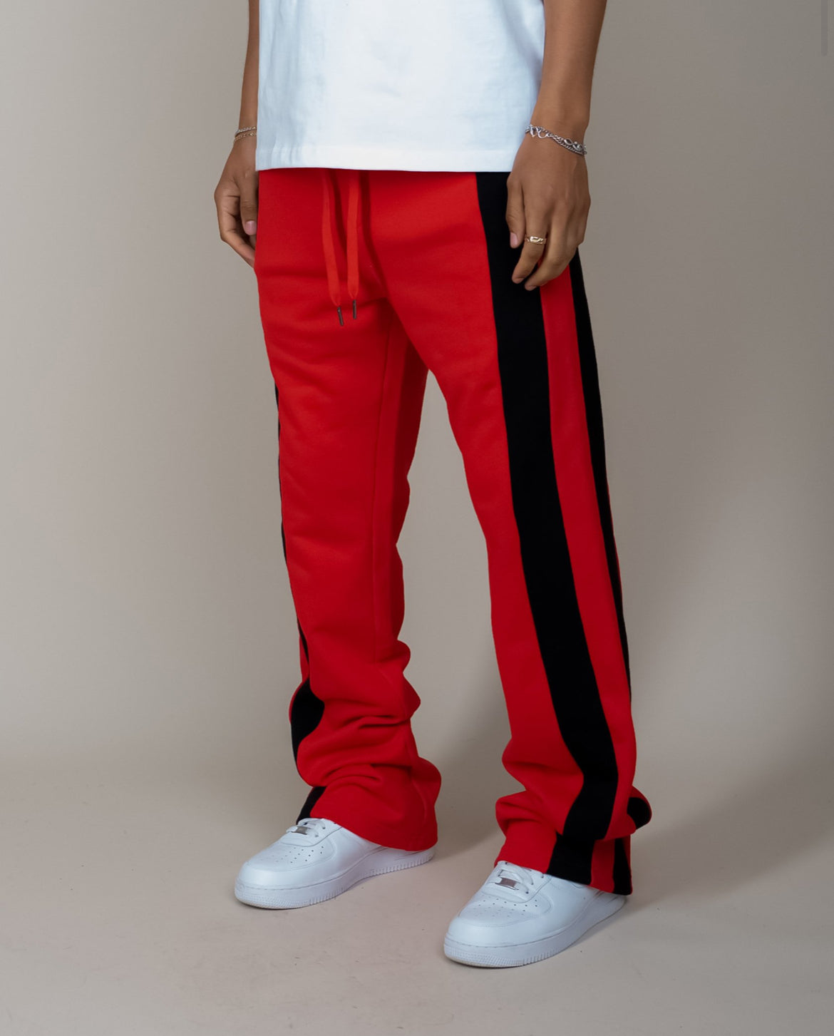 EPTM (Berry Flare Pants)