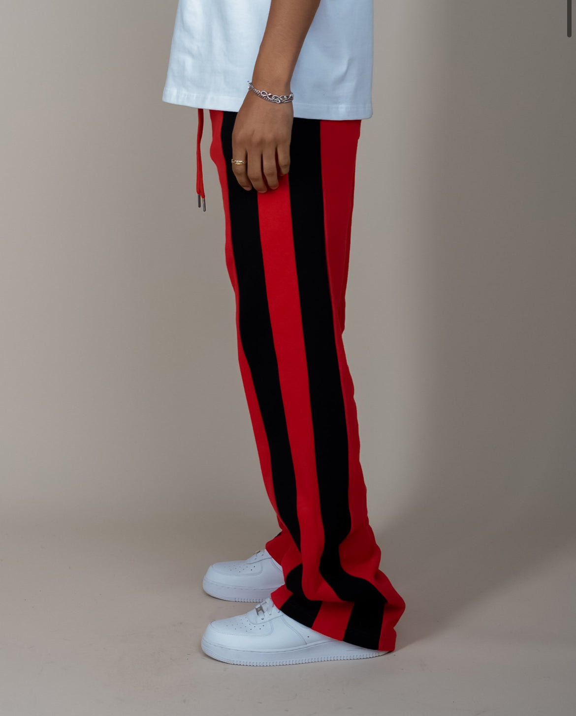 EPTM (Berry Flare Pants)